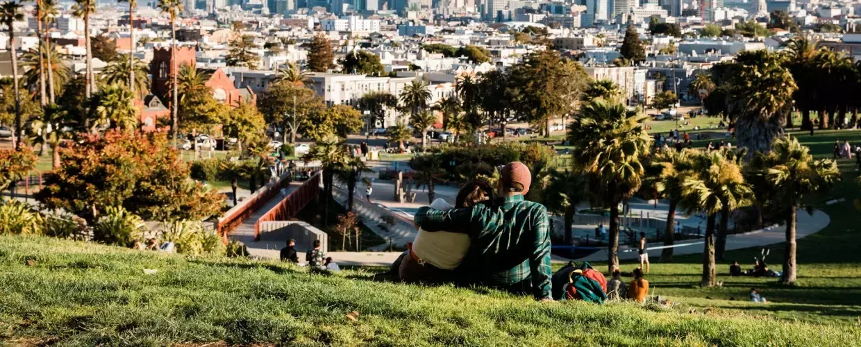 Dolores Park par un après-midi ensoleillé